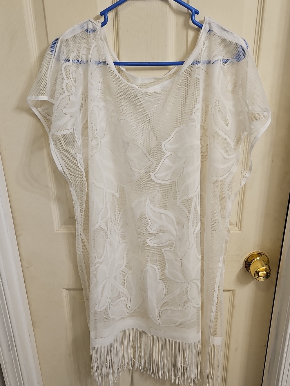 Bon Voyage Beach Lounge Floral Mesh Fringe Coverup White